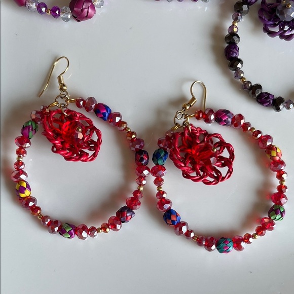 Elegant Multicolor Palm Beaded Hoop Earrings - Picture 5 of 5